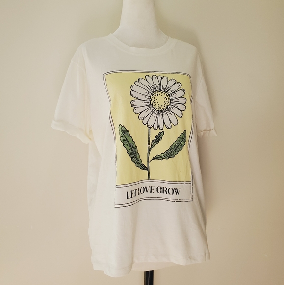Sweet Soul Clothing Co Graphic T Shirt - Picture 2 of 12